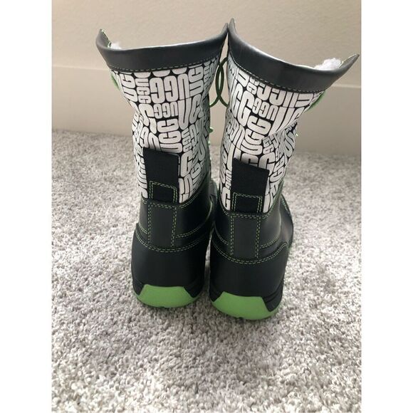 UGG Kids’ Butte II CWR Glow Graphic Boot Size 1Y - Picture 6 of 9